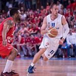 Goran Gajovic (în maieu alb) a venit de la campioana CSM Oradea pentru a juca în Bănie