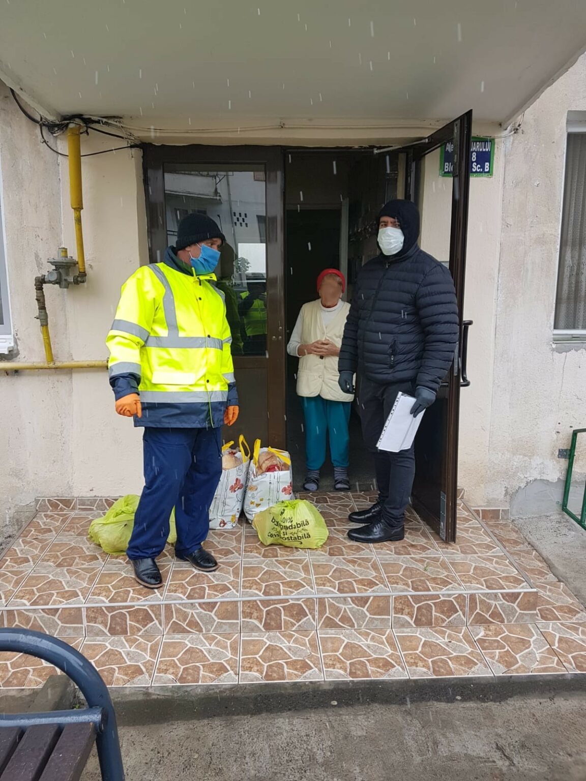 ajutoare.alimente5 - Jurnalul Olteniei – Știri din Craiova și Oltenia