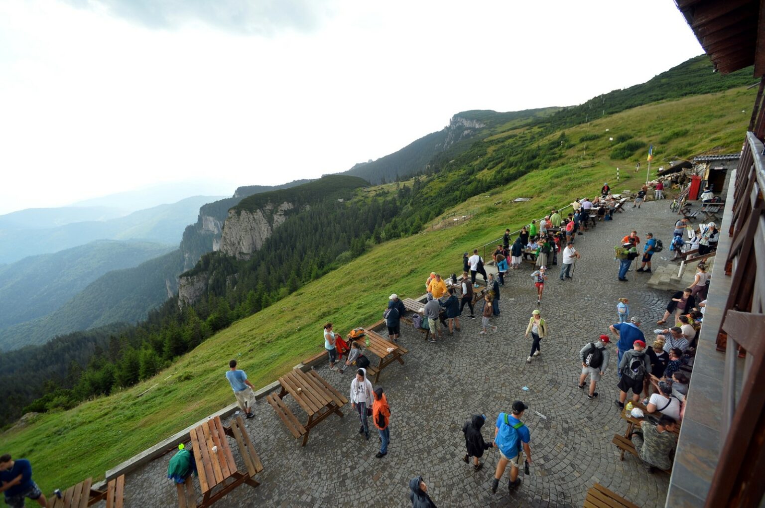 cabana-dochia-5 - Jurnalul Olteniei – Știri din Craiova și Oltenia