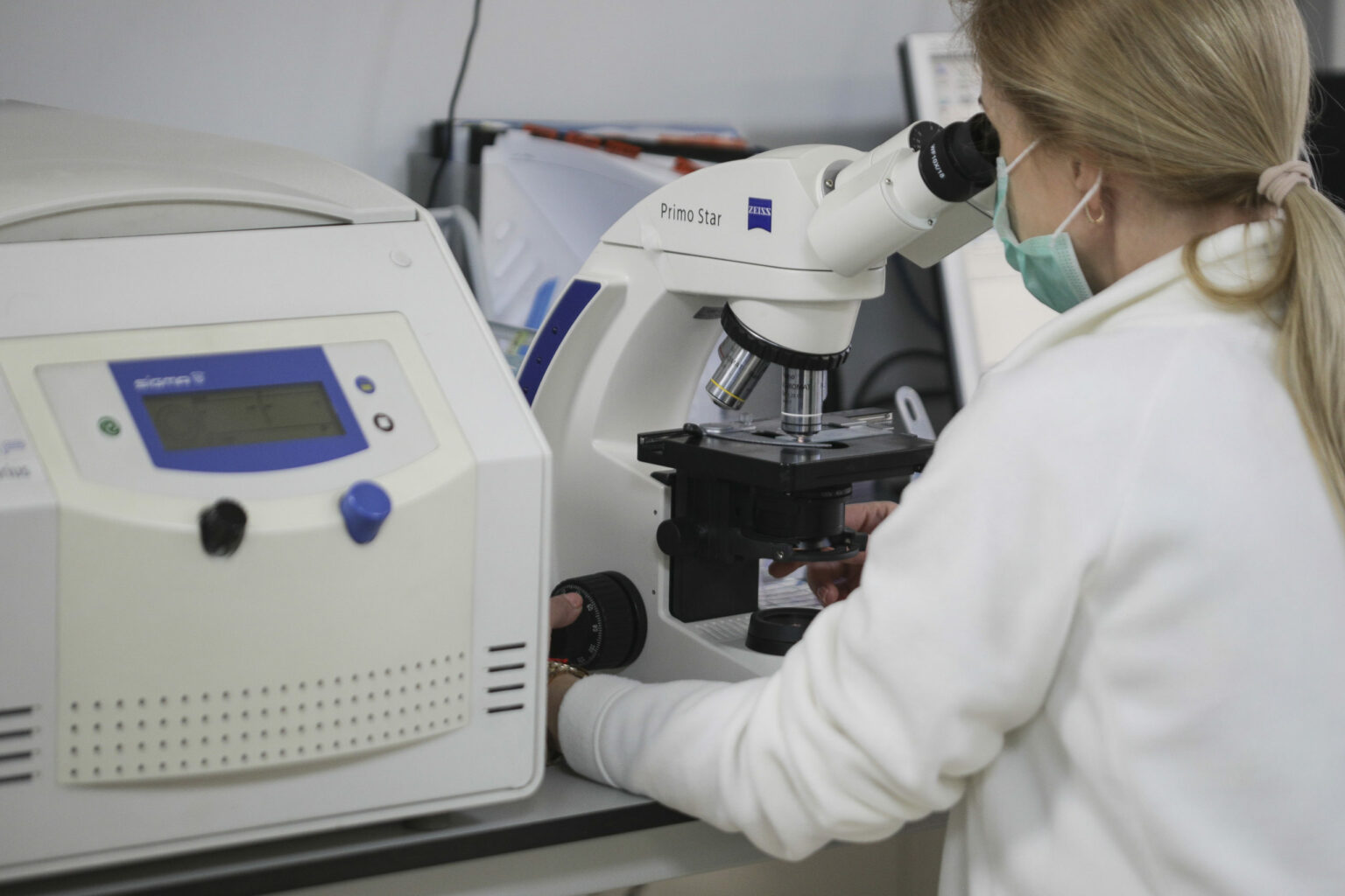 coronavirus-laborator-scaled - Jurnalul Olteniei – Știri din Craiova și Oltenia