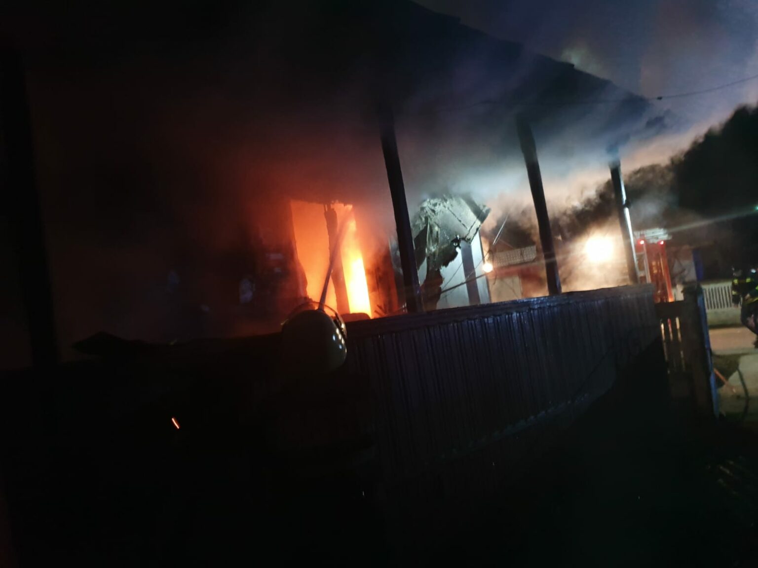 14.02 IncendiuPriseaca - Jurnalul Olteniei – Știri din Craiova și Oltenia