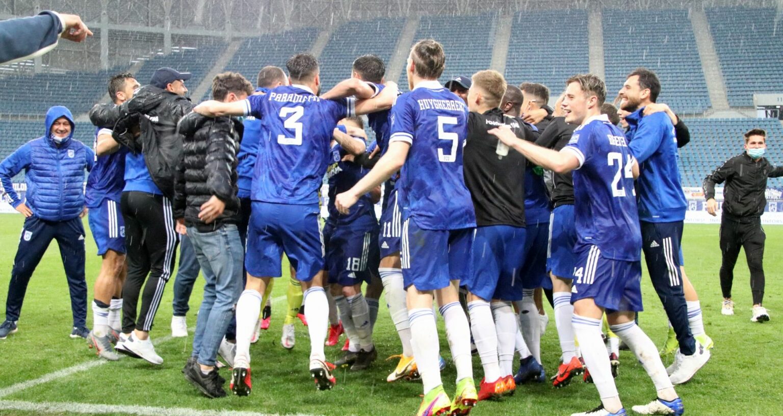 FOTBAL:FC U CRAIOVA-AFK CSIKSZEREDA MIERCUREA CIUC, LIGA 2 CASA PARIURILOR (13.05.2021) - Jurnalul Olteniei – Știri din Craiova și Oltenia