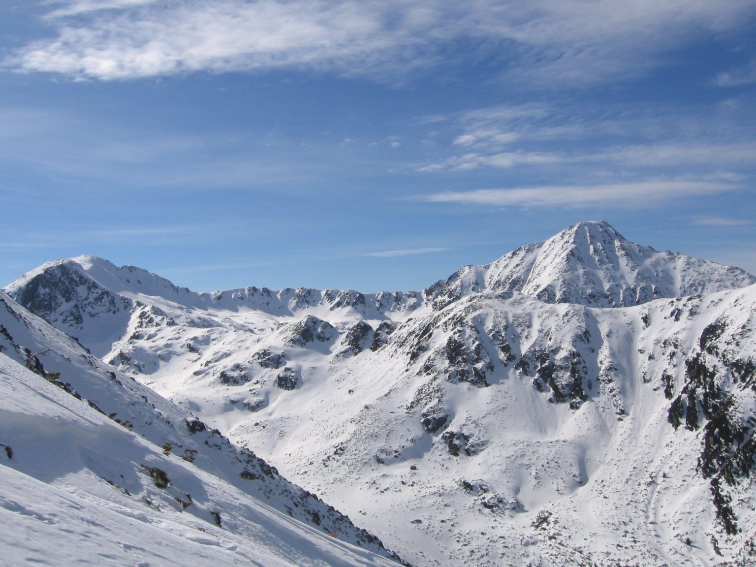 risc-de-avalansa-in-masivul-retezat - Jurnalul Olteniei – Știri din Craiova și Oltenia