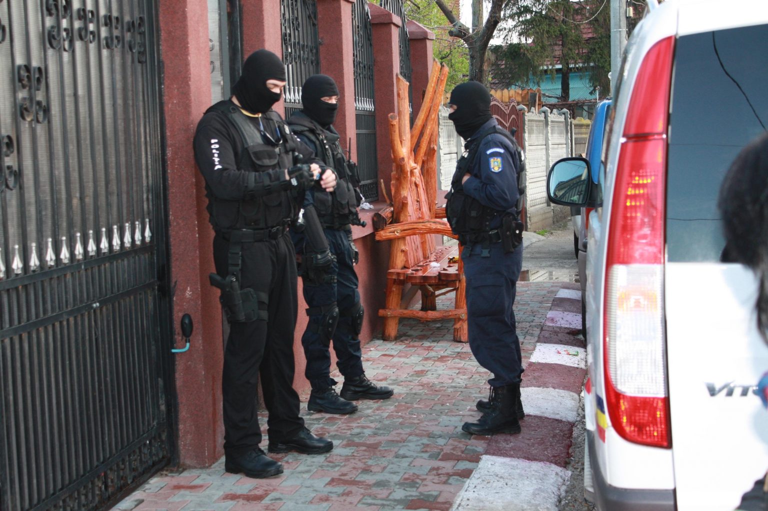 politie si duba - Jurnalul Olteniei – Știri din Craiova și Oltenia