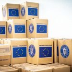 pachete cu ajutoare alimentare