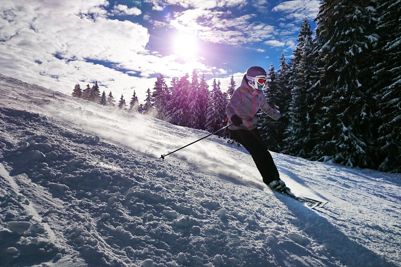skiing-1723857_1280 - Jurnalul Olteniei – Știri din Craiova și Oltenia