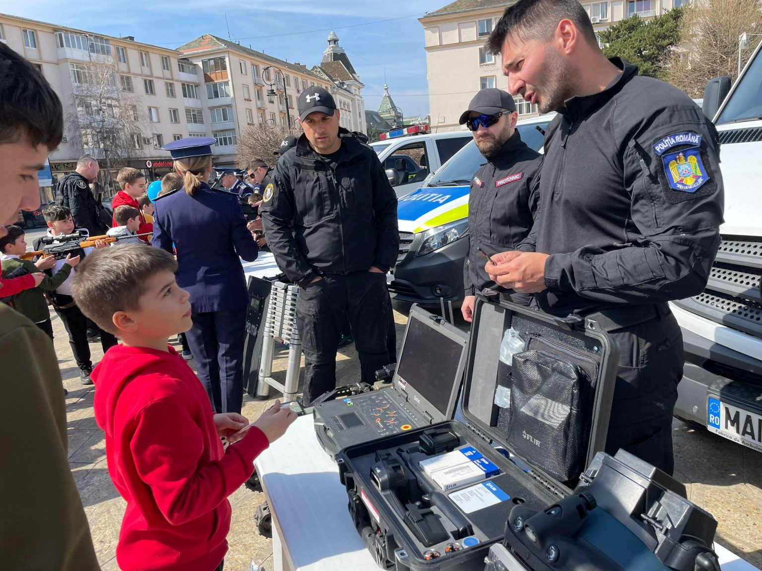 Politia in centru - Jurnalul Olteniei – Știri din Craiova și Oltenia