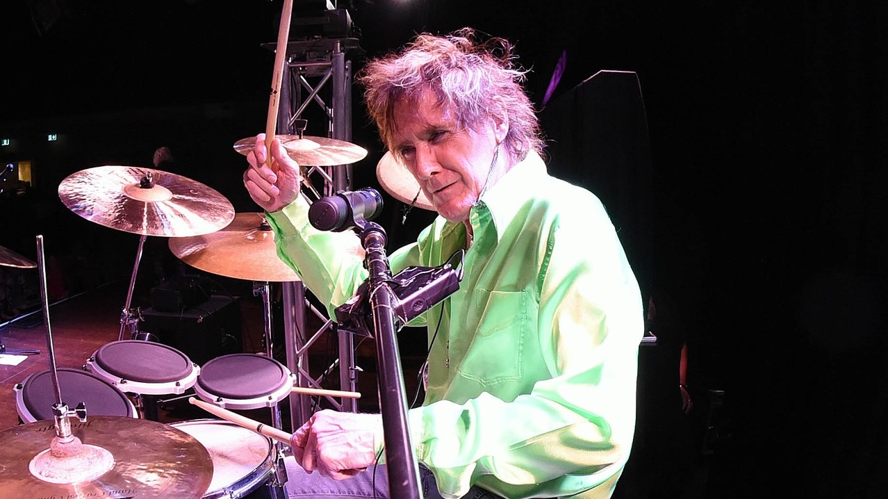 DEAD SINGER BAND - Jurnalul Olteniei – Știri din Craiova și Oltenia