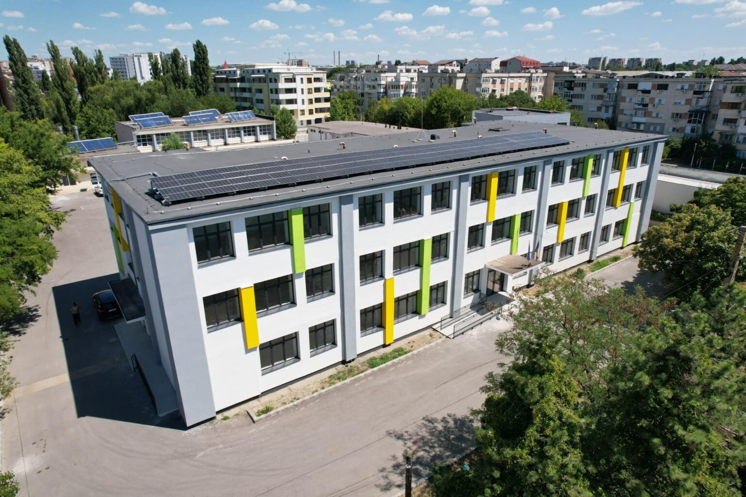 Corpul central al Colegiului Tehnic de Industrie Alimentară Craiova - Jurnalul Olteniei – Știri din Craiova și Oltenia