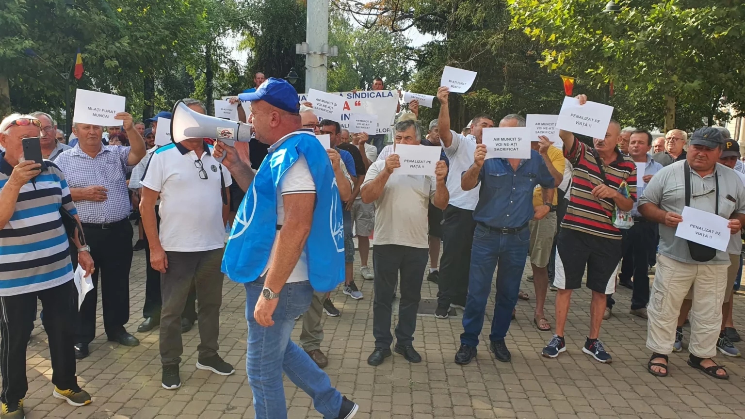 protest-pensionari-mineri-mehedinti-restartnews - Jurnalul Olteniei – Știri din Craiova și Oltenia