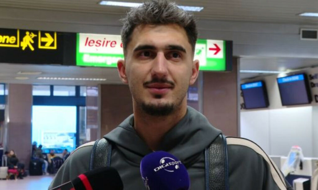 Impresarii nu îi dau pace lui Mirel Rădoi. Ce șanse are Andrei Ivan să semneze cu FCSB