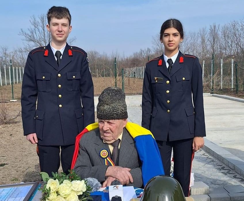 Foto: Facebook/ Colegiul Naţional Militar ,,Tudor Vladimirescu" Craiova - Jurnalul Olteniei – Știri din Craiova și Oltenia Foto: Facebook/ Colegiul Naţional Militar ,,Tudor Vladimirescu" Craiova