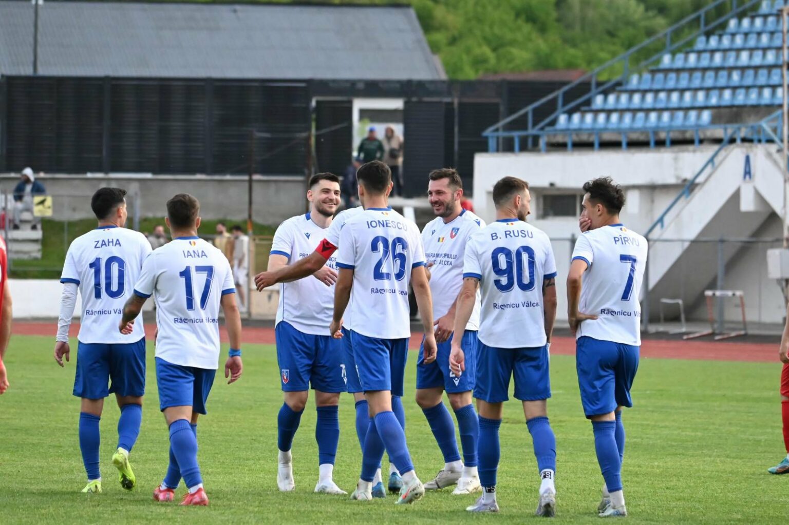 fotbal scm (3) - Jurnalul Olteniei – Știri din Craiova și Oltenia