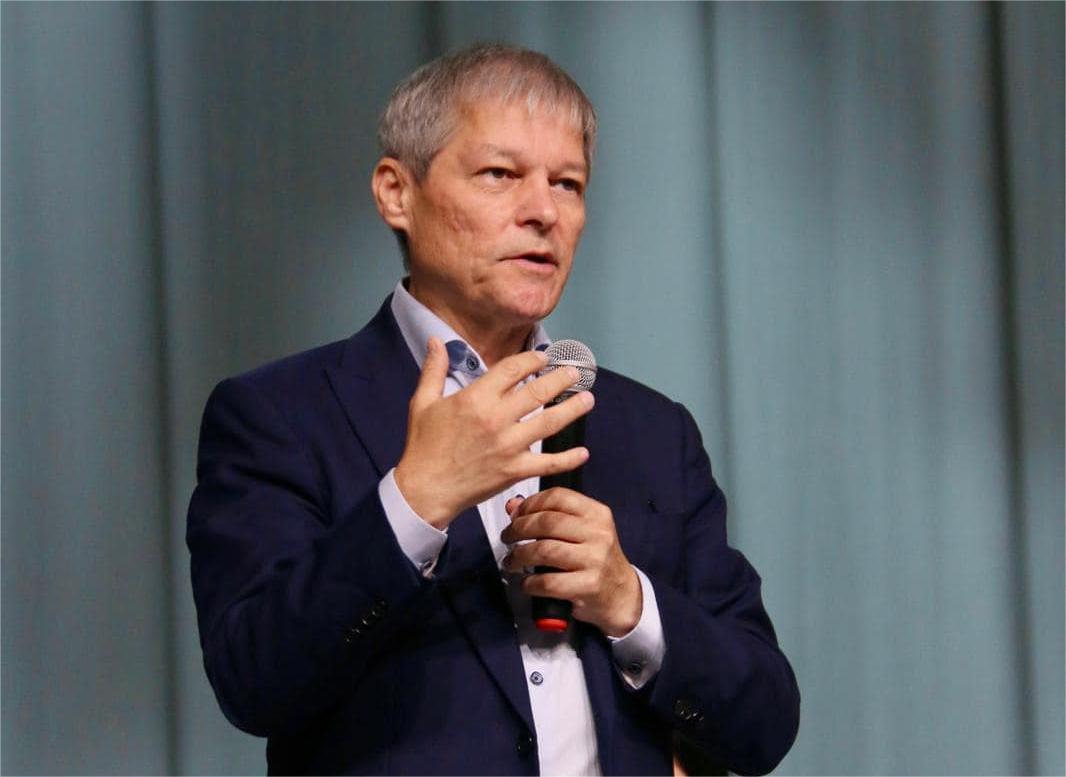 Foto: Facebook/ Dacian Cioloş