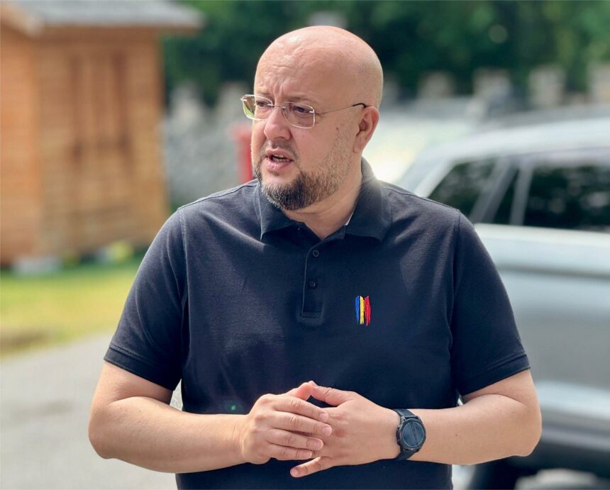 Rădulescu verifică centrele de îngrijire din Vâlcea