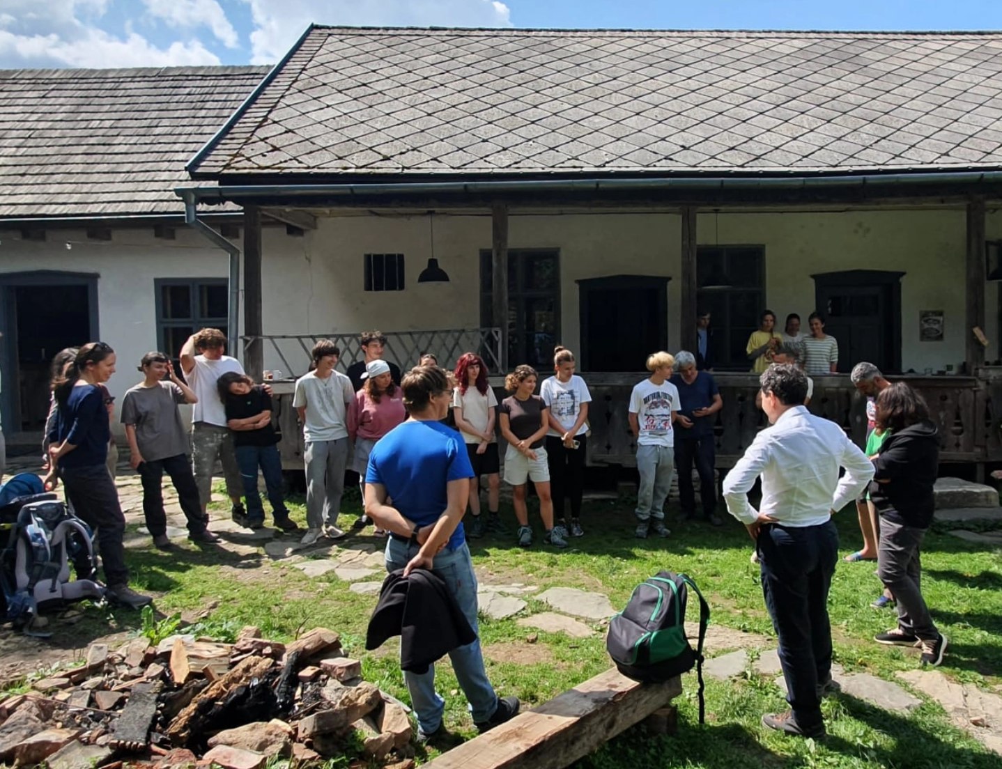 Foto: Facebook/Adoptă o Casă la Roşia Montană