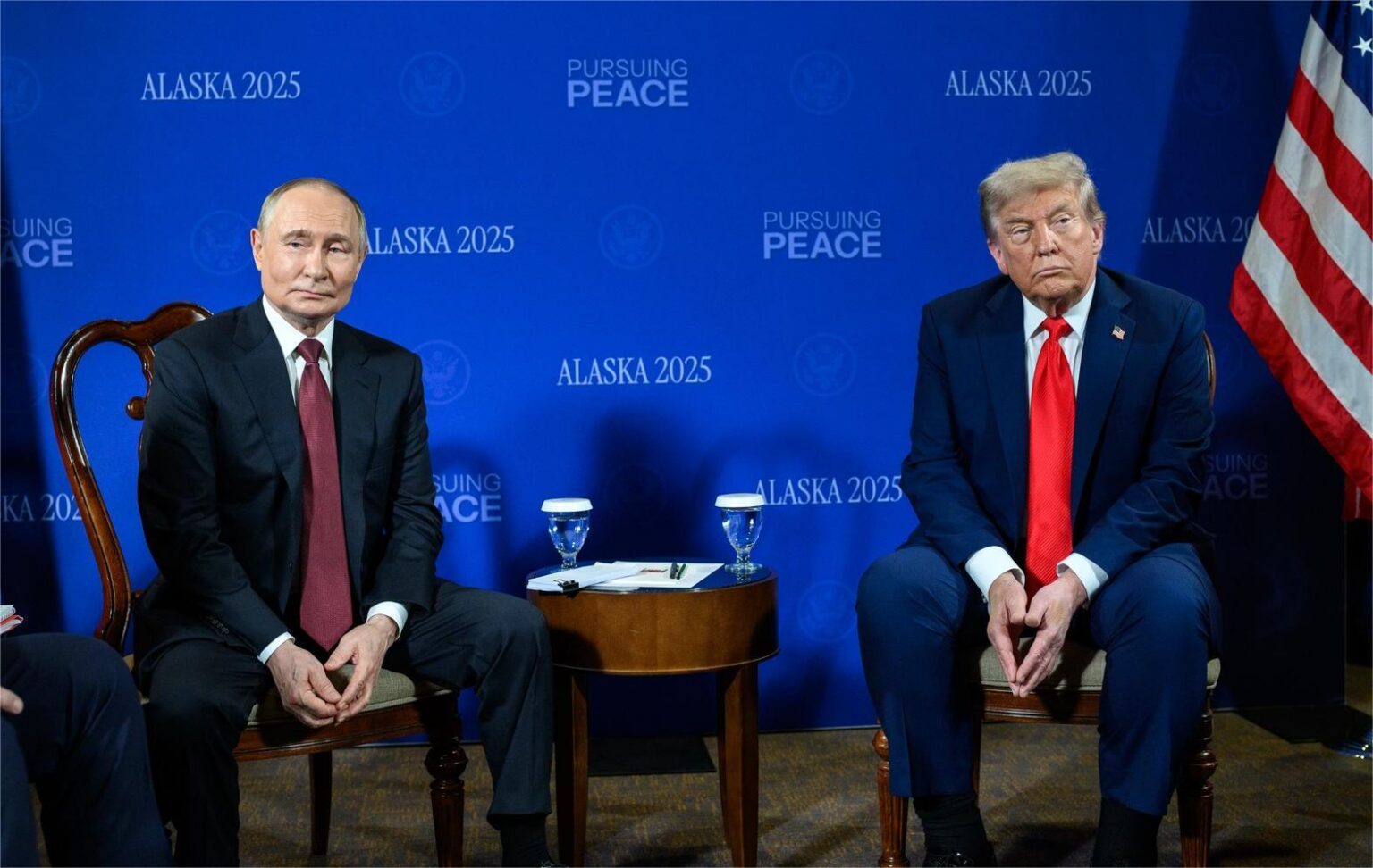 Donald Trump și Vladimir Putin, în Alaska. Foto: Facebook