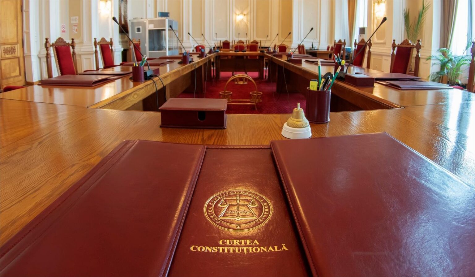 Foto: Facebook/ Curtea Constituțională a României