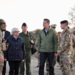 Ministrul Forţelor Armate şi al Veteranilor din Republica Franceză, Catherine Vautrin, alături de ministrul Apărării Naționale, Ionuț Moșteanu. Foto: Facebook/Ionuț Moșteanu