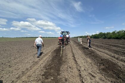 Carburanții tot mai scumpi pun la pământ agricultura