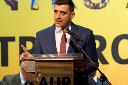 George Simion vrea un nou mandat în fruntea partidului. Foto: Facebook/ Alianța pentru Unirea Românilor - AUR
