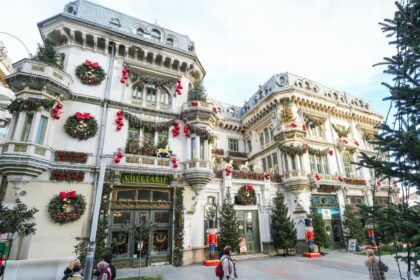 Hotelul Minerva – atracție pentru turiștii care vizitează Târgul de Crăciun. Foto: Facebook/ Primaria Municipiului Craiova