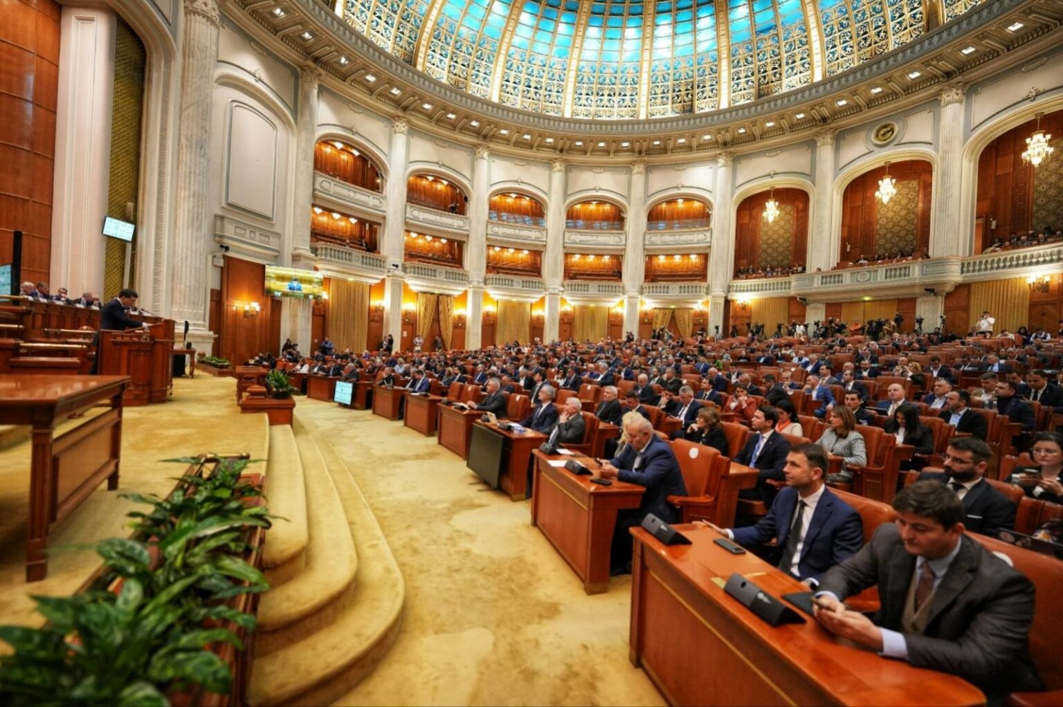 Strategia Națională de Apărare, adoptată în Parlament. Foto: Facebook/ Andrei Gheorghiu