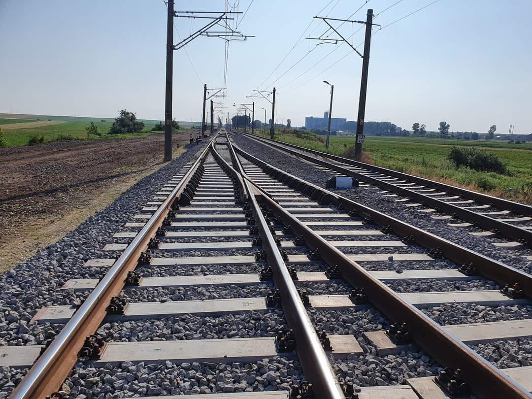Contractul pentru linia ferată Craiova–Caransebeș, semnat - Jurnalul Olteniei – Știri din Craiova și Oltenia Contractul pentru linia ferată Craiova–Caransebeș, semnat