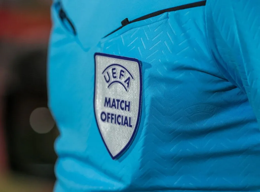 5 brigăzi de arbitri români delegate în cupele europene - Jurnalul Olteniei – Știri din Craiova și Oltenia 5 brigăzi de arbitri români, delegate în cupele europene