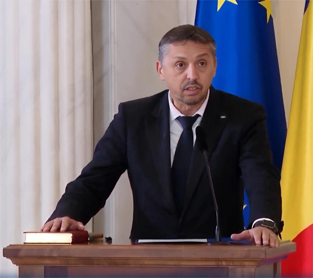 Daniel David a demisionat de la Ministerul Educației Foto: Facebook/ Ministerul Educației