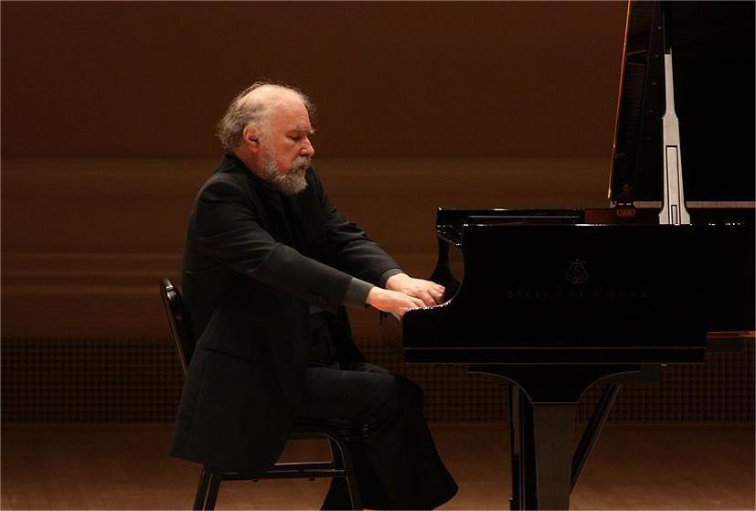 Radu Lupu: Comoara ascunsă în 6 discuri rare. Foto: Facebook/România Magică