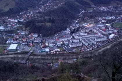 Drapelul României pe Vârful Țurțudan