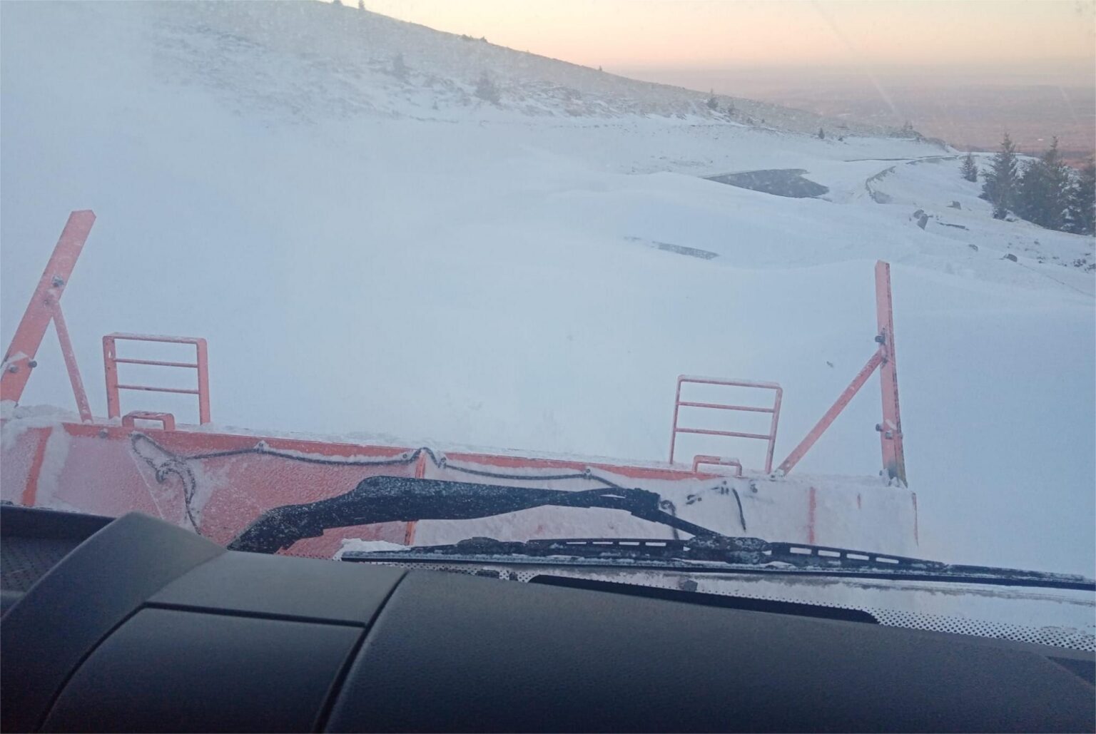 S-a redeschis circulația rutieră între Novaci și Rânca