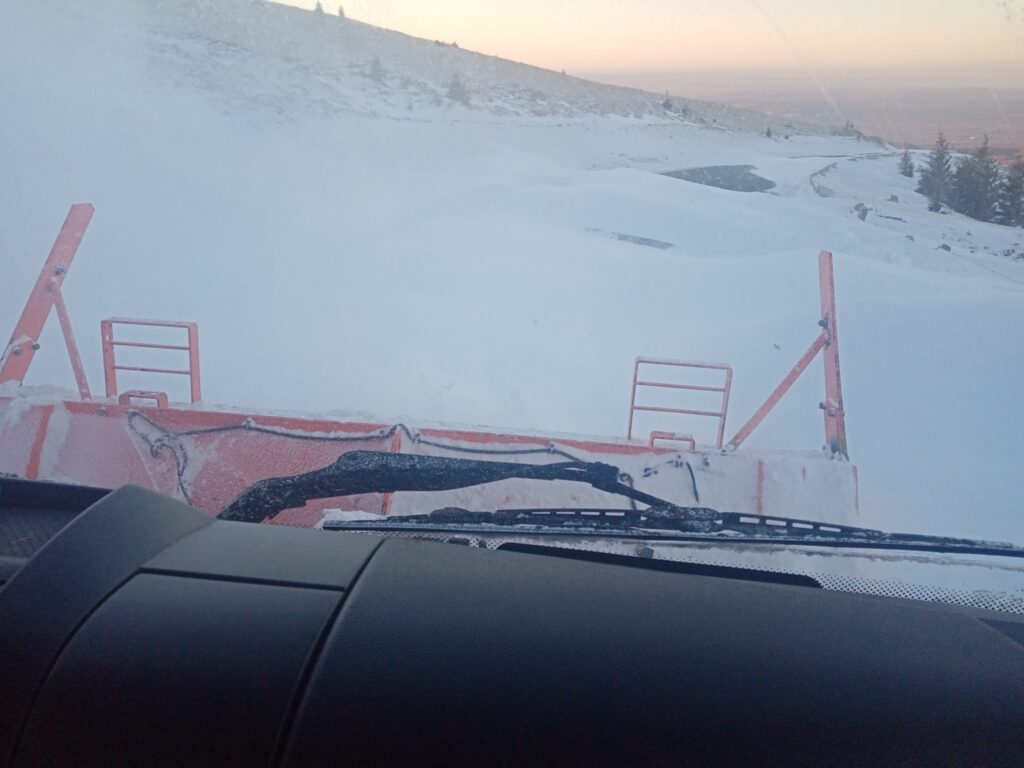 S-a redeschis circulația rutieră între Novaci și Rânca