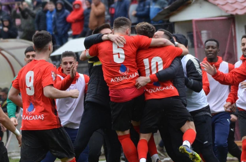 Alin Dudea CSM Resita Un fost jucător de la Universitatea Craiova, inclus în echipa lunii noiembrie, în Liga 2 - Jurnalul Olteniei – Știri din Craiova și Oltenia Alin Dudea CSM Resita Un fost jucător de la Universitatea Craiova, inclus în echipa lunii noiembrie, în Liga 2