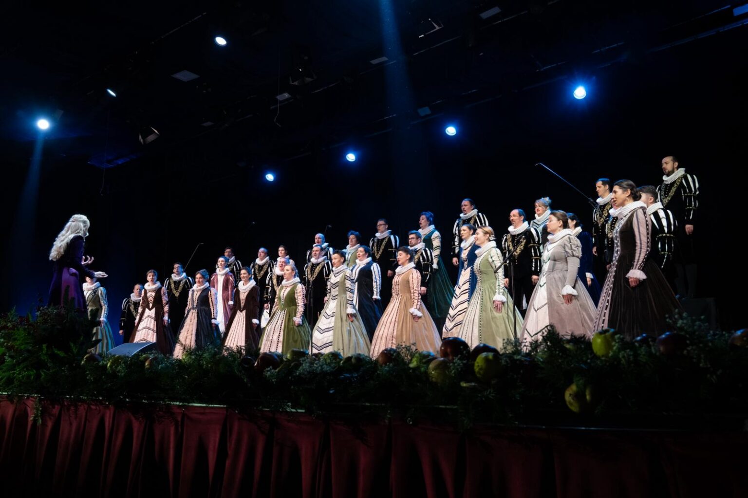 Madrigal de Crăciun - Jurnalul Olteniei – Știri din Craiova și Oltenia Madrigal de Crăciun: Spectacol - eveniment la Craiova
