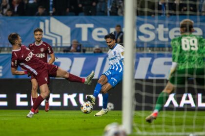 Universitatea Craiova - CFR Cluj 1-1 Stefan Baiaram suteaza la poarta