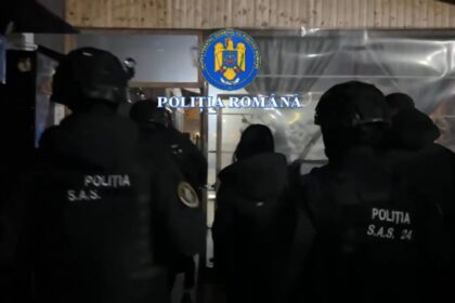 Percheziții masive în Dolj: Internet cafe-uri transformate în săli de jocuri de noroc ilegale