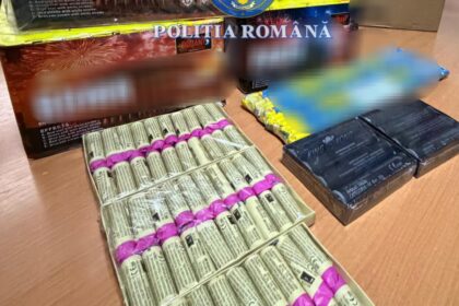 Craiova: Prins cu 25 kilograme de articole pirotehnice