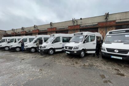 Microbuze școlare electrice