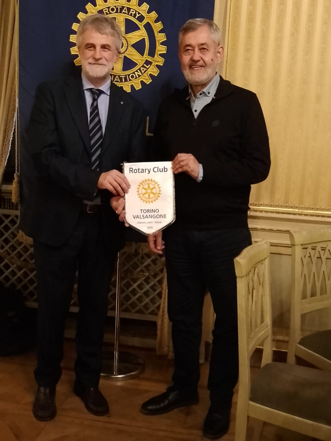 Rotary Craiova: Ajutor pentru copii și legături cu Torino - Jurnalul Olteniei – Știri din Craiova și Oltenia Rotary Craiova: Ajutor pentru copii și legături cu Torino