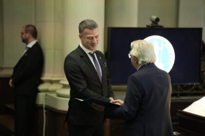 Medicul craiovean Dominic Iliescu, premiat de Academia Română