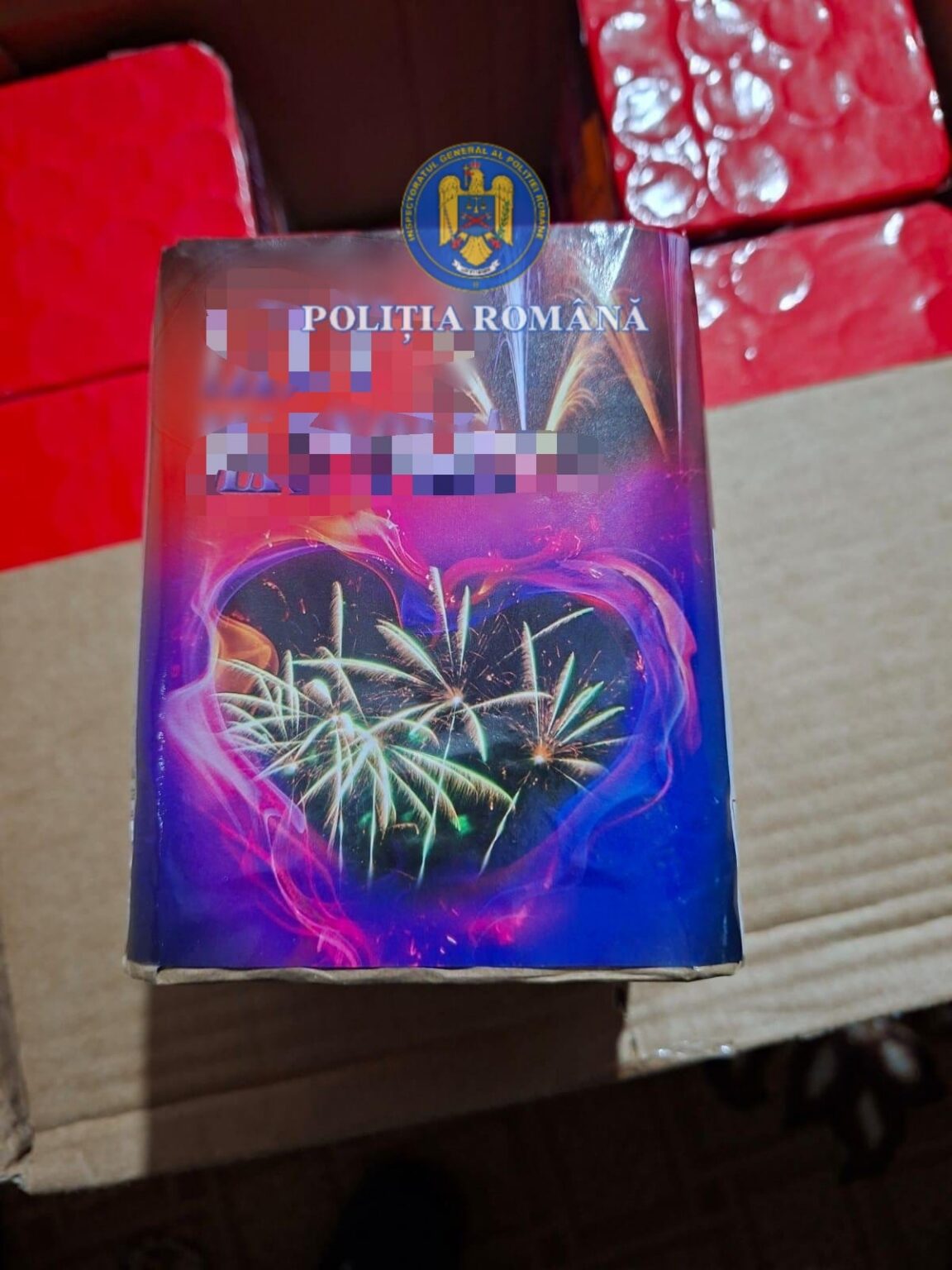 Percheziții la Dăbuleni: captură uriașă de pirotehnice