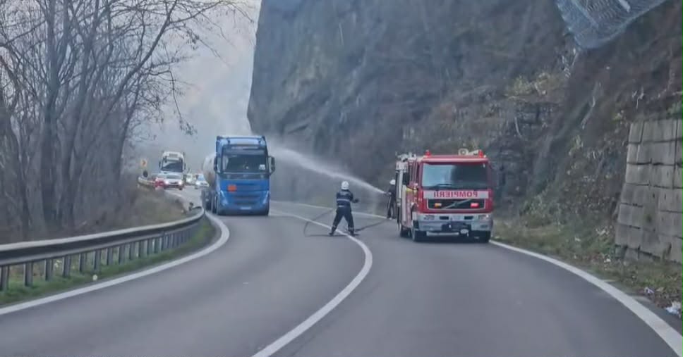 Traficul pe DN7, reluat. Foto: Captură video