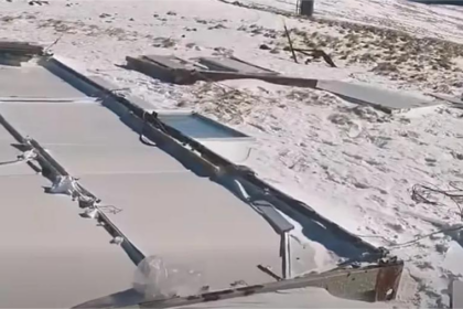 Cabinetul Salvamont de pe Păpușa, spulberat de viscol