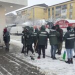 Balș: Primarul Cătălin Rotea, ceai cald pentru muncitorii care au deszăpezit orașul de Crăciun