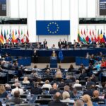 Parlamentul European suspendă acordul comercial cu SUA