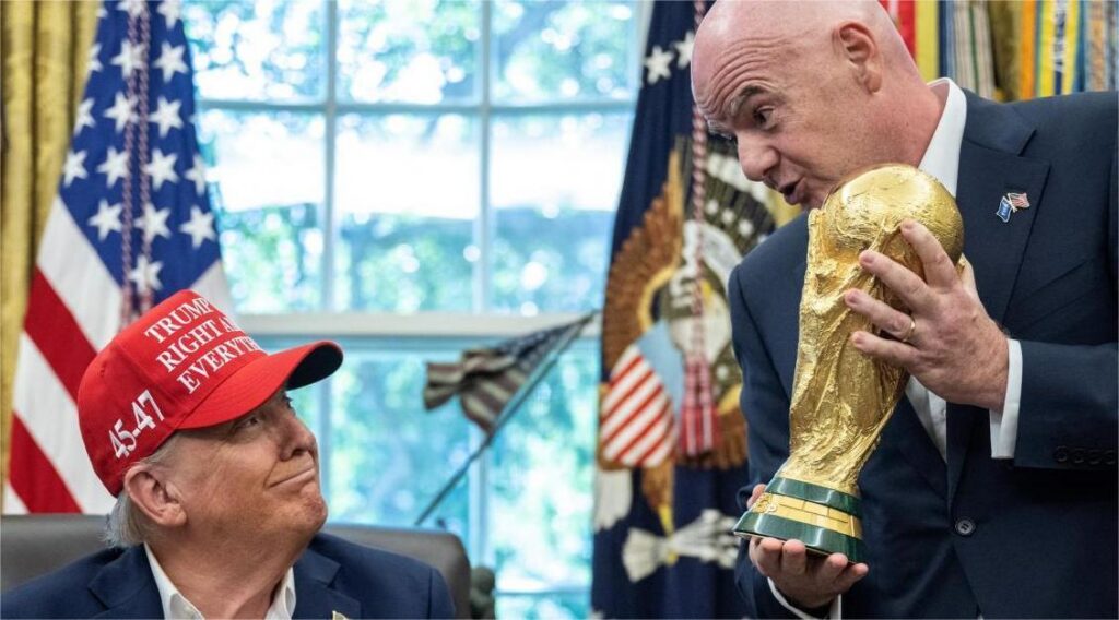 Trump și Gianni Infantino. Foto: Facebook/ The White House - Jurnalul Olteniei – Știri din Craiova și Oltenia Trump și Gianni Infantino. Foto: Facebook/ The White House