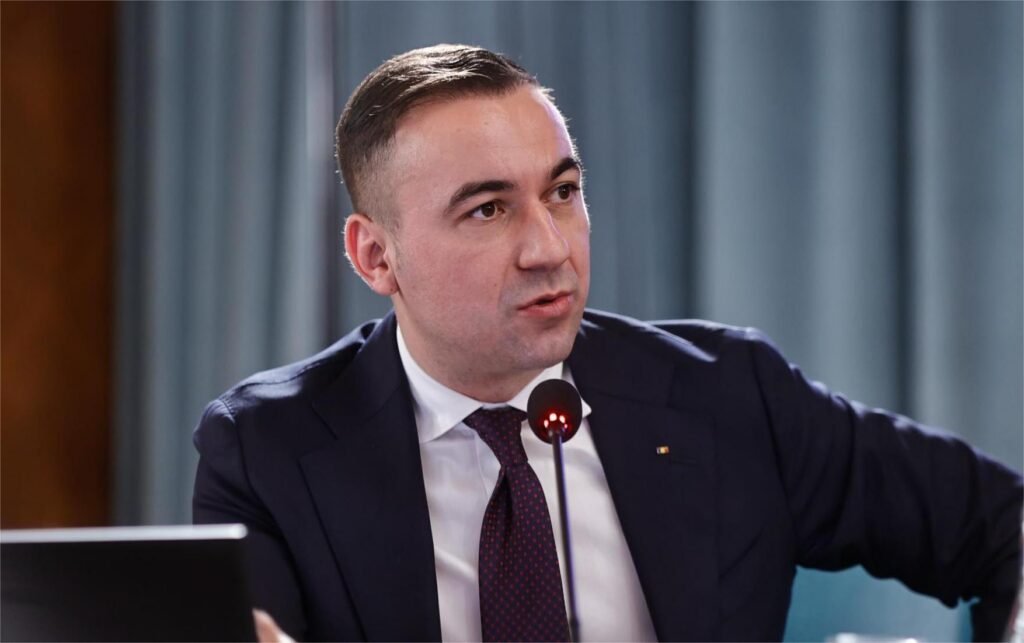 Plafonarea la gaze dispare. Ce spune Bogdan Ivan? - Jurnalul Olteniei – Știri din Craiova și Oltenia Plafonarea la gaze dispare. Ce spune Bogdan Ivan?