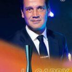 Cristi Chivu poartă flacăra la Jocurile Olimpice 2026. Foto: Ambasada României în Italia